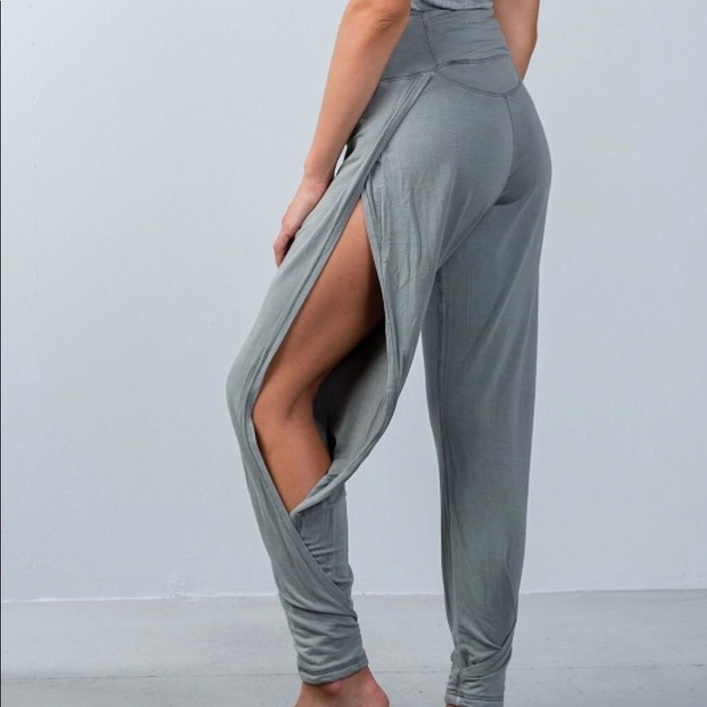 Yogi slit sides bottoms (silver)